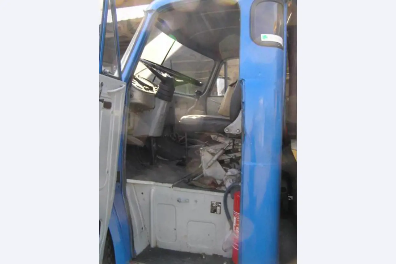 Prumyslových robotu-11